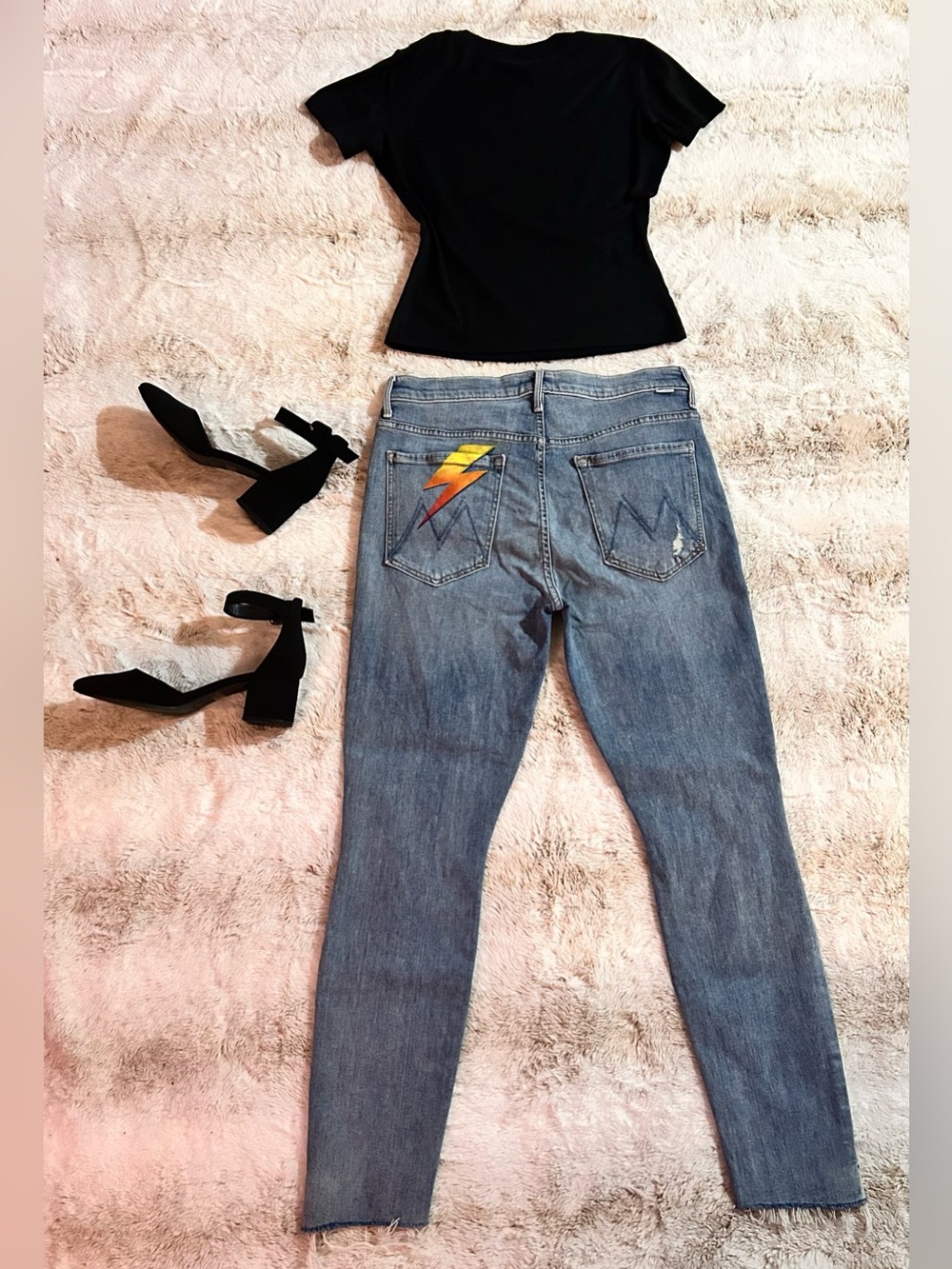 MOTHER Denim The STUNNER Ankle Step-Zip Fray Jeans in Helter Skelter - Picture 2 of 7